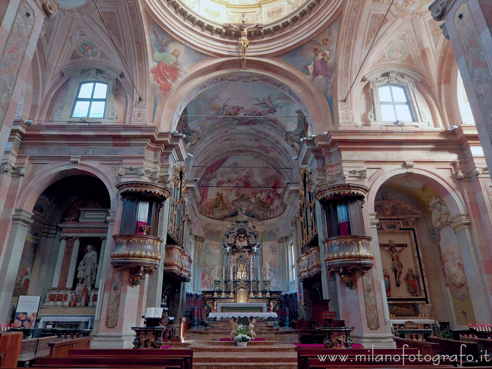 Busto Arsizio (Varese, Italy) - Bottom part of the interior of the Basilica of St. John Baptist